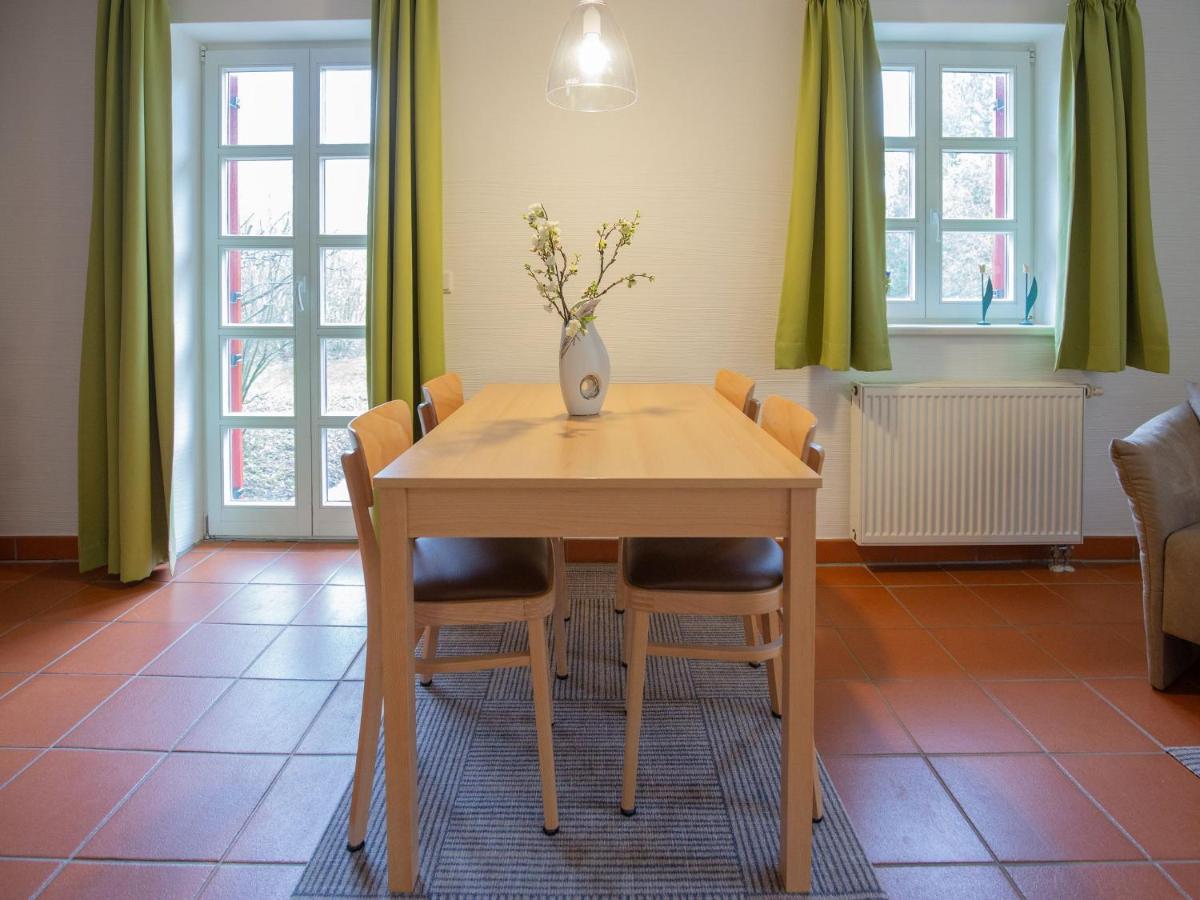 Feriendorf Rugana - Komfort Appartement Mit 1 Schlafzimmer Und Terrasse B52 Dranske Exterior photo