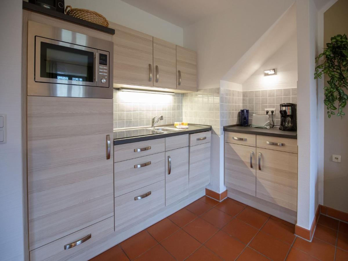 Feriendorf Rugana - Komfort Appartement Mit 1 Schlafzimmer Und Terrasse B52 Dranske Exterior photo